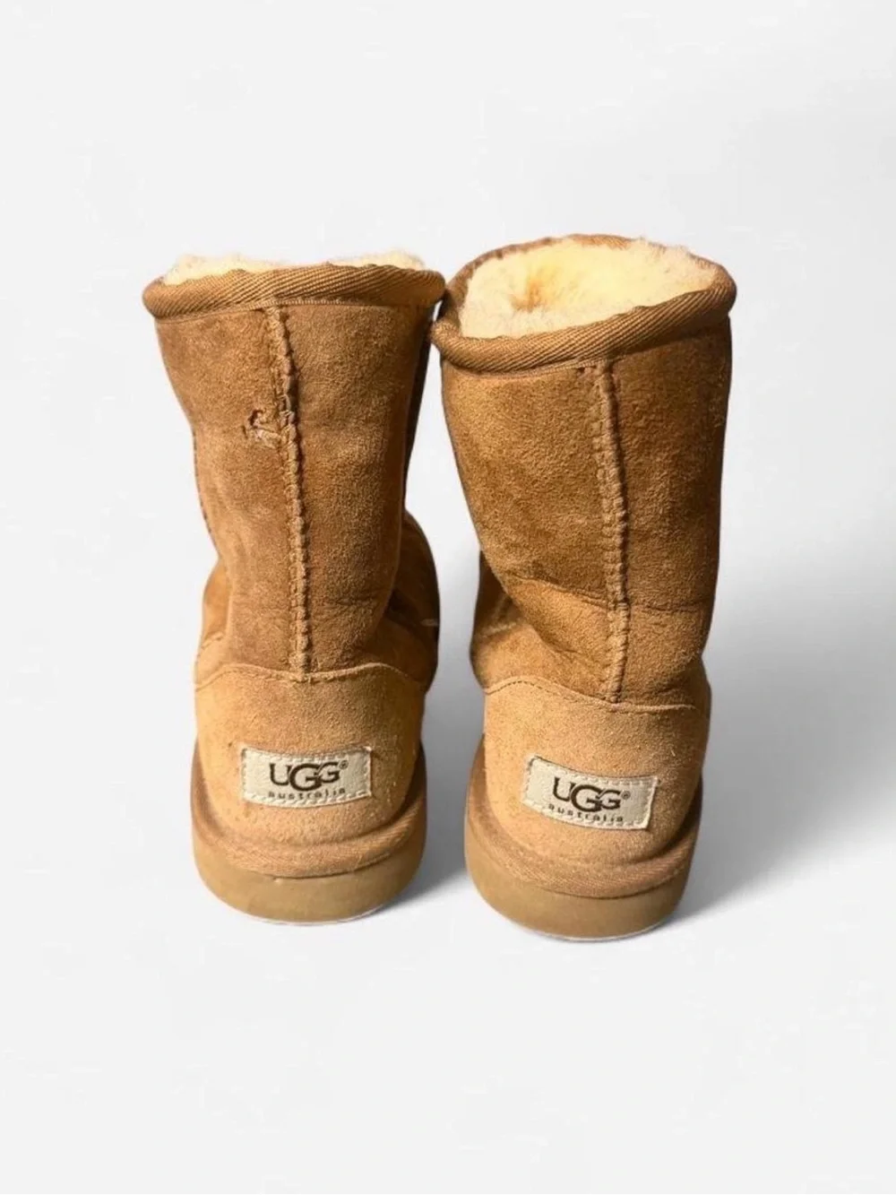 UGG Classic Short Boots Chestnut Brown